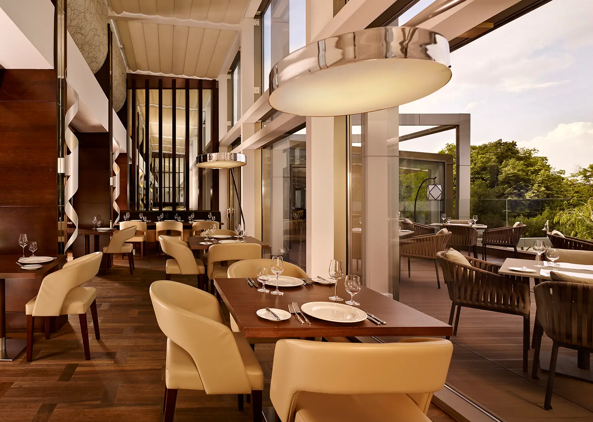 Metropol 44 restaurant